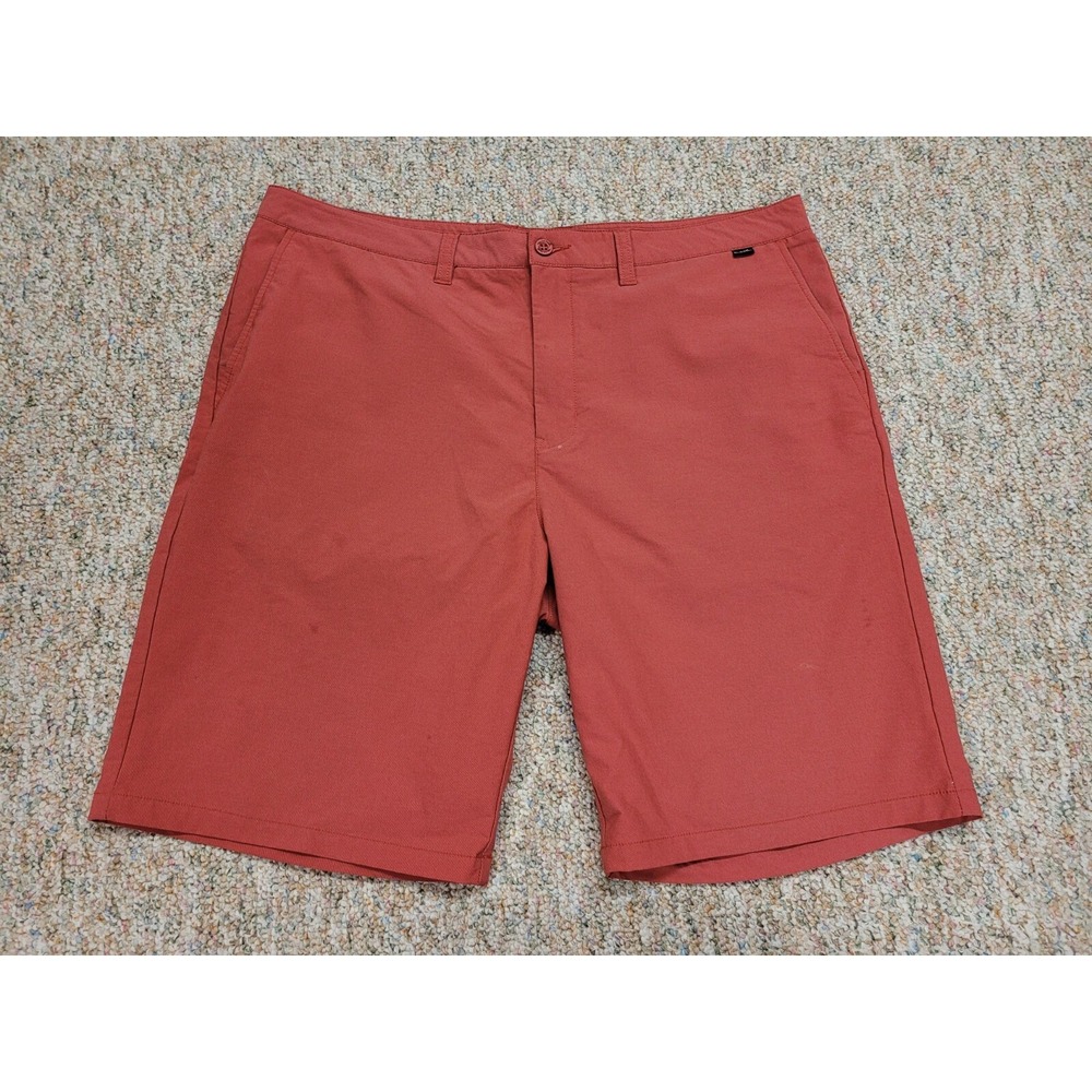 Travis Mathew Shorts Mens 40 Red Golf Chino Performance Casual Outdoors Preppy